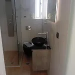 아파트 Sotoportego *
